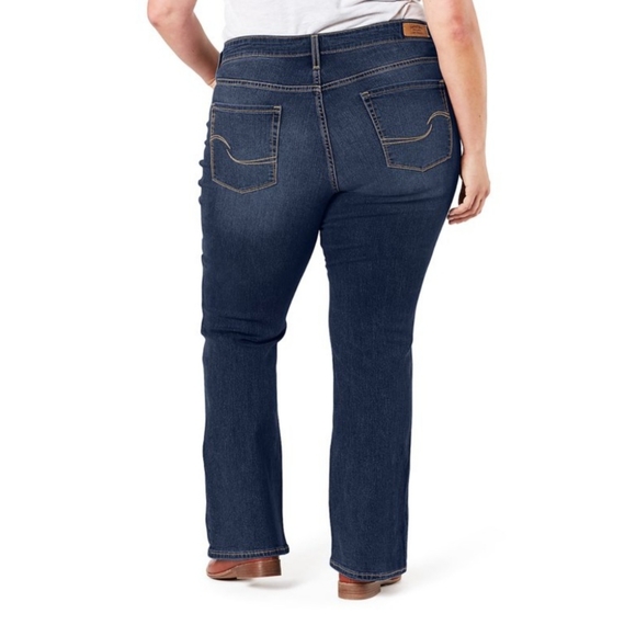 17.  NWT Signature by Levi Strauss & Co. Women's Plus Size Modern Bootcu… - Picture 2 of 10